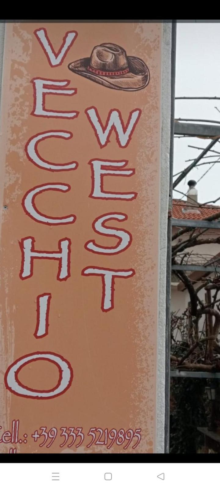 לינה וארוחת בוקר אג'רולה Vecchio West מראה חיצוני תמונה